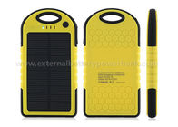 普遍的な防水携帯用太陽エネルギー銀行移動式充電器 5000mah