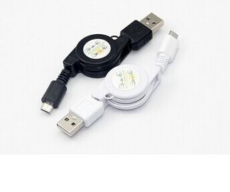 引き込み式のマイクロ usb ケーブルの充電器ケーブル