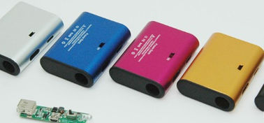 絹の印刷のロゴ 10000mAh の黒ライトが付いている緊急のバックアップ力銀行